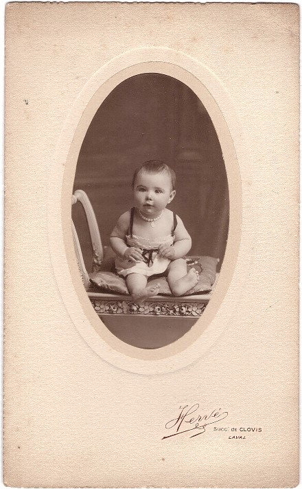 Suzanne Beauplet à l'âge de huit mois