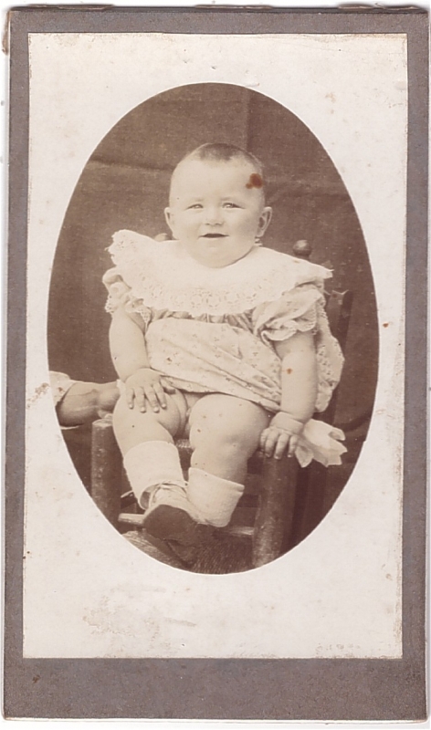 Bébé souriant