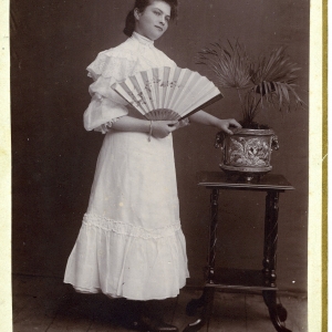 jeanne lahougue eventail