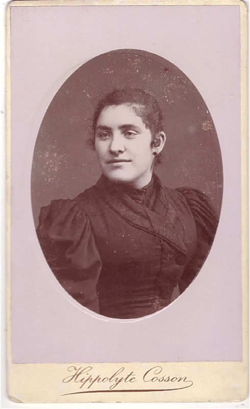 Marie Landreloup femme Lanson