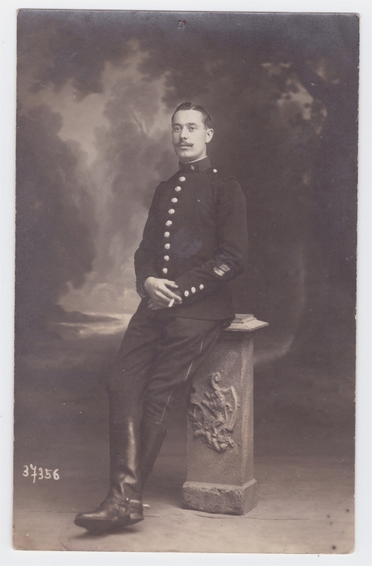 Portrait d'Edouard Boufflers en uniforme