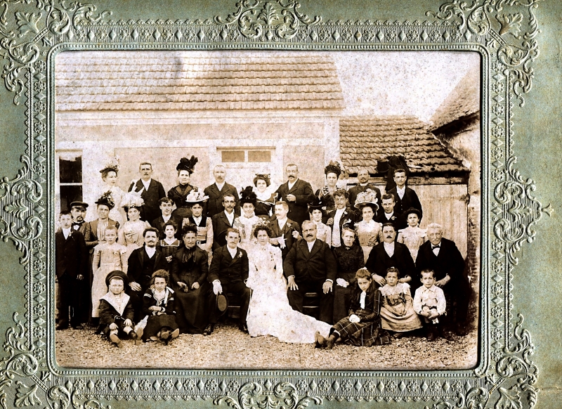 Groupe de noces en 1900